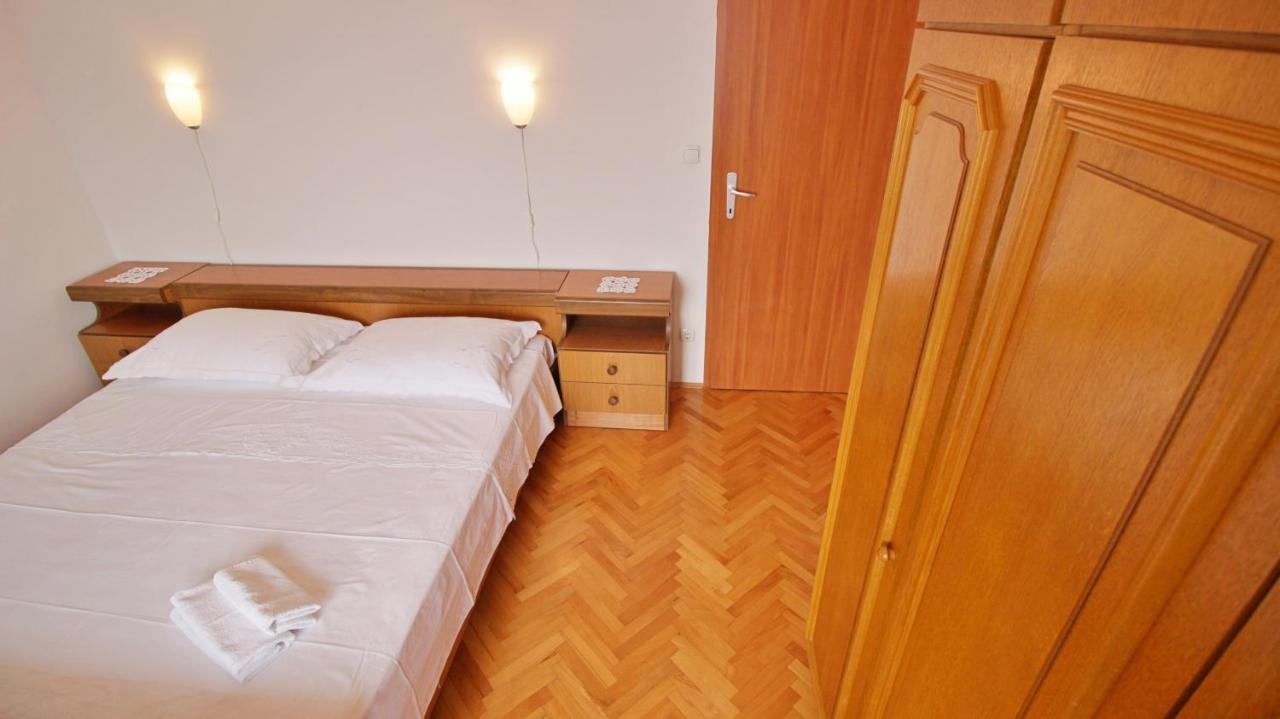 Apartment Ora 奥米什 外观 照片