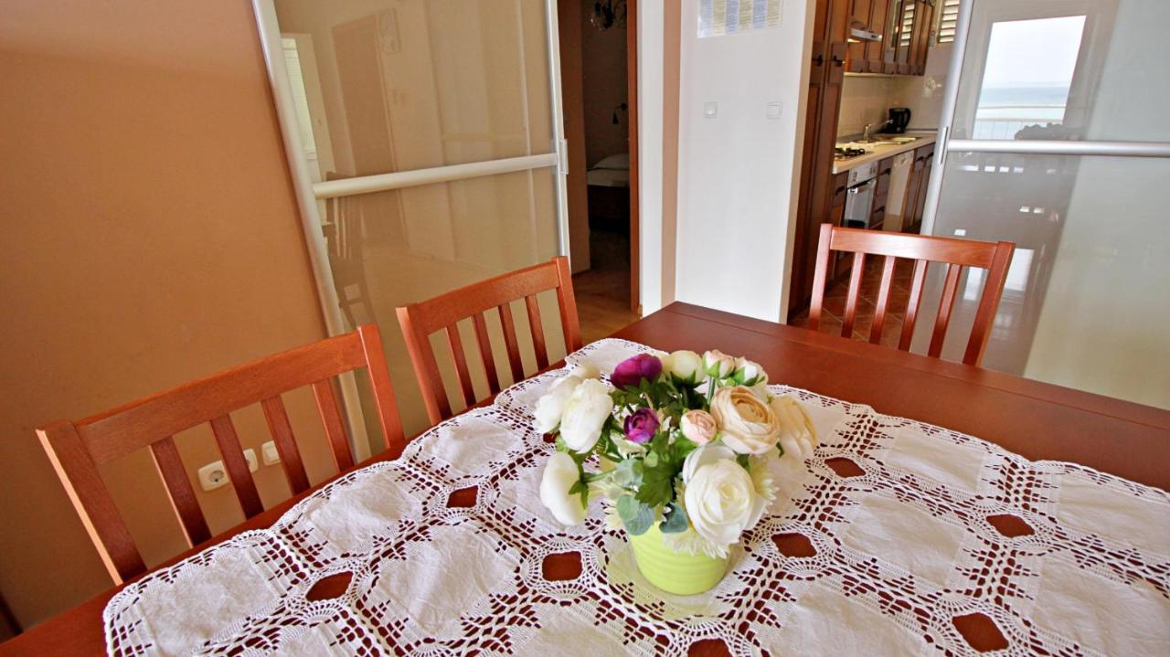 Apartment Ora 奥米什 外观 照片